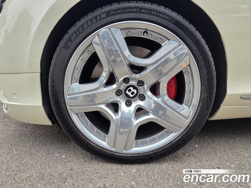 Bentley Continental 2013