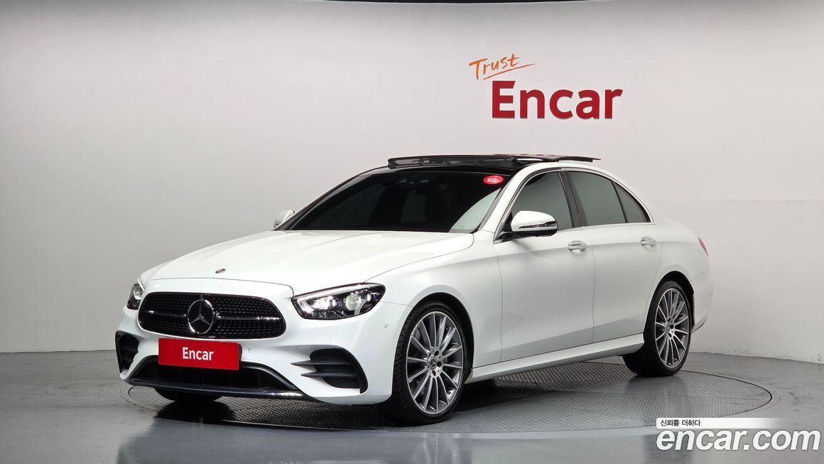 Mercedes-Benz E-Class 2022