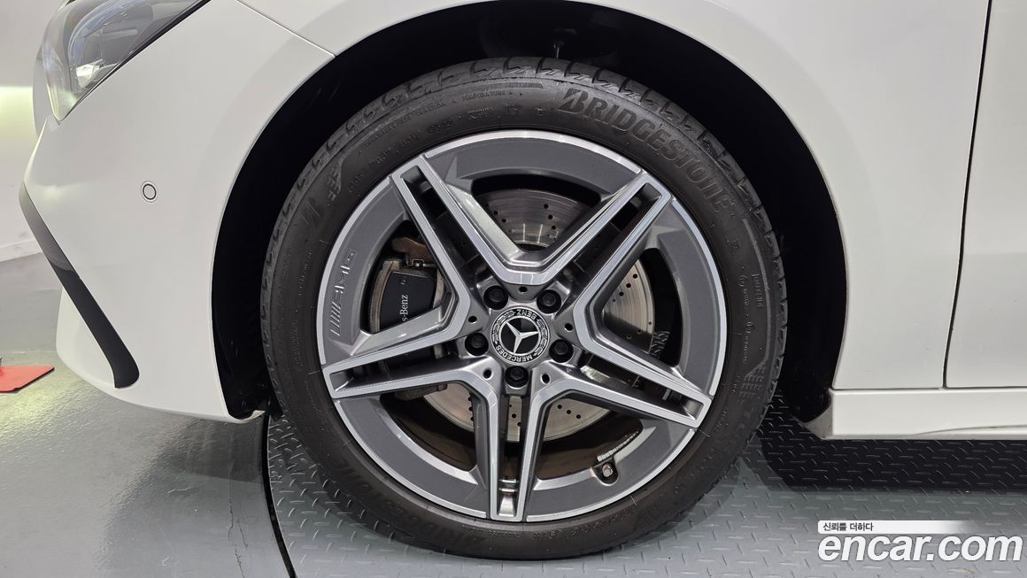 Mercedes-Benz CLA-Class 2024