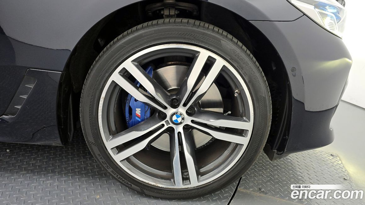 BMW Gran Turismo 2021