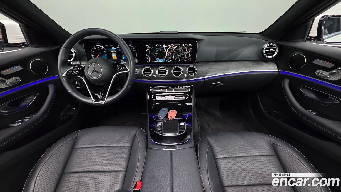 Mercedes-Benz E-Class 2023