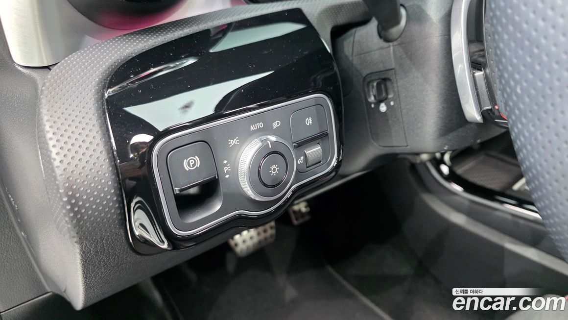 Mercedes-Benz CLA-Class 2024