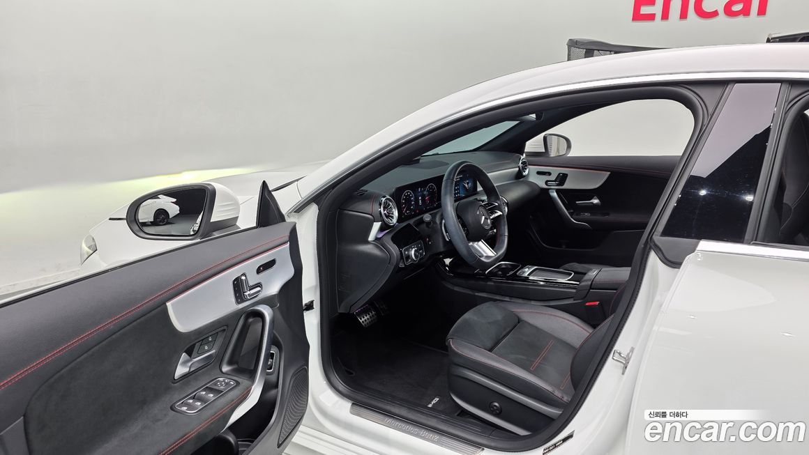 Mercedes-Benz CLA-Class 2024