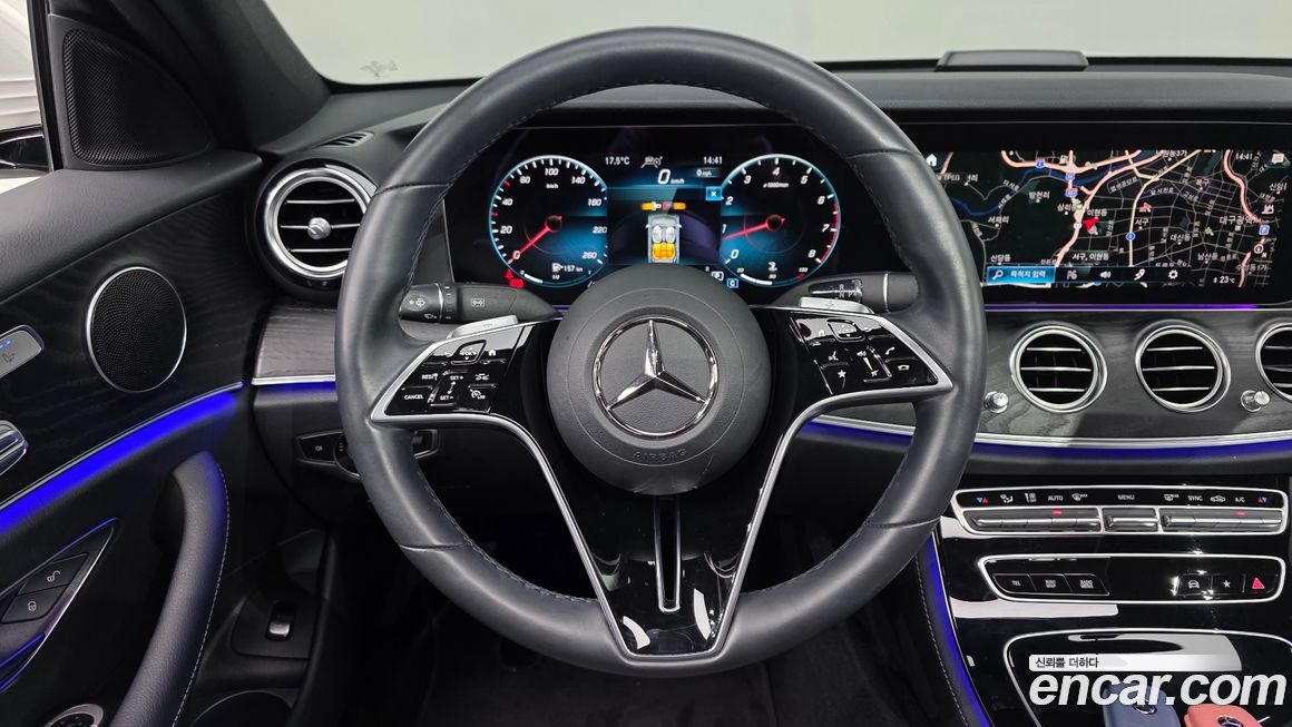 Mercedes-Benz E-Class 2023