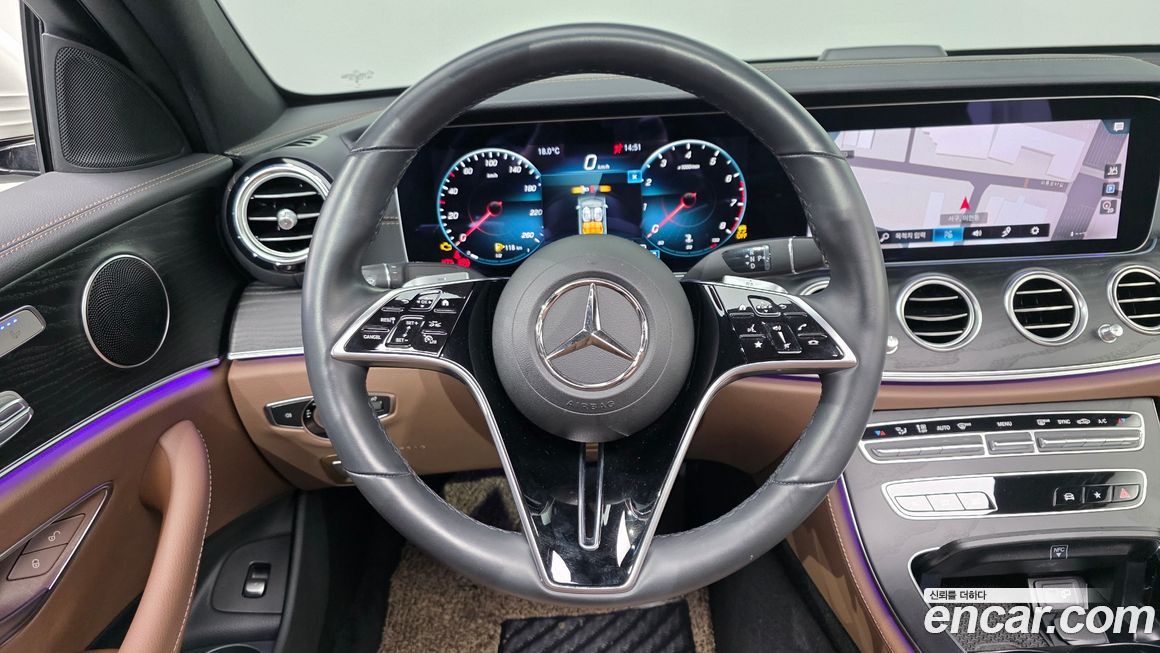 Mercedes-Benz E-Class 2023