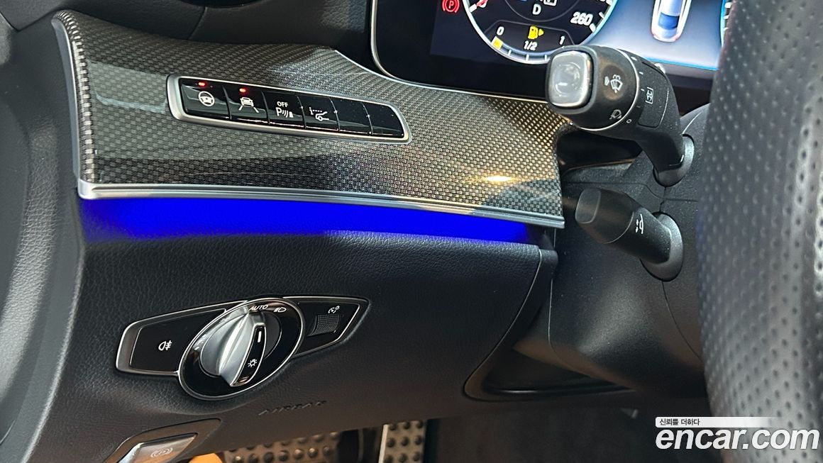 Mercedes-Benz E-Class 2020