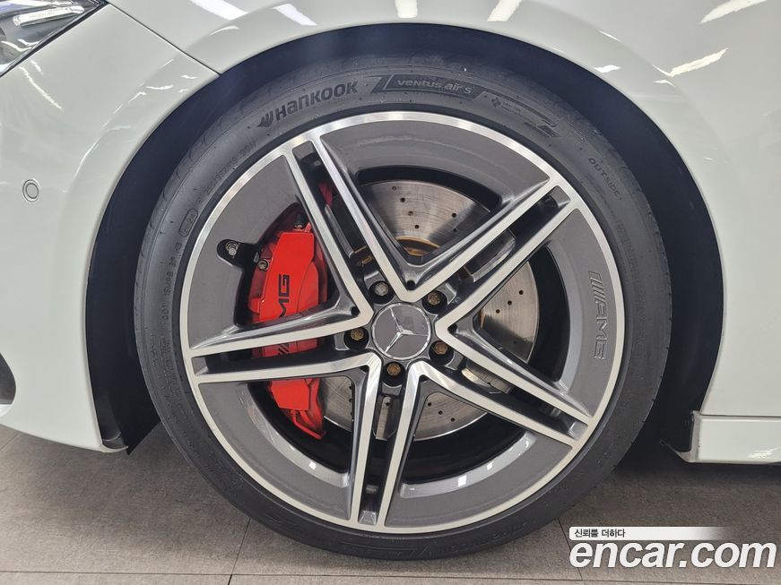 Mercedes-Benz CLA-Class 2021