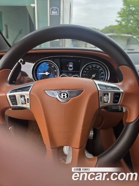Bentley Continental 2016