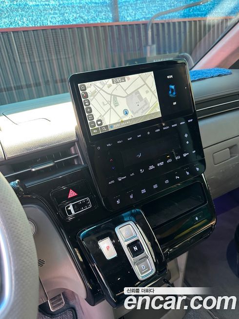 Hyundai Staria 2025