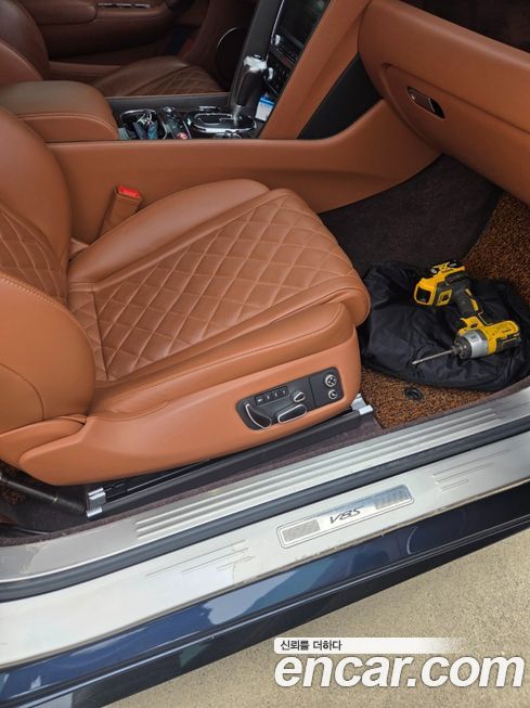 Bentley Continental 2016