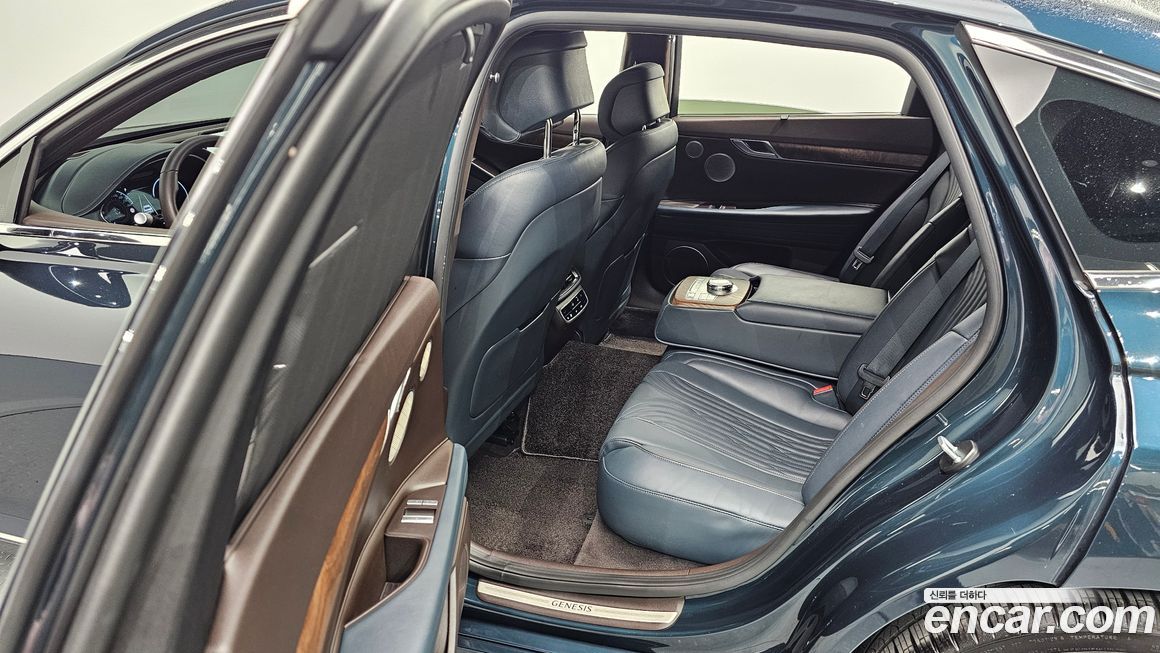 Genesis G80 2023