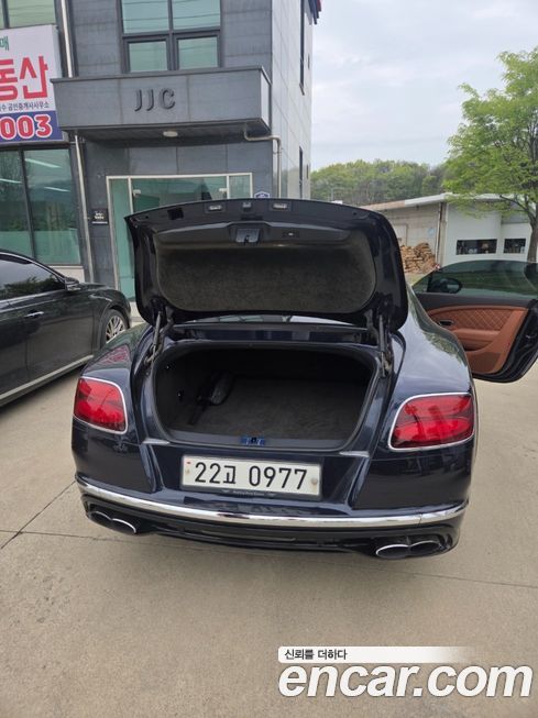 Bentley Continental 2016