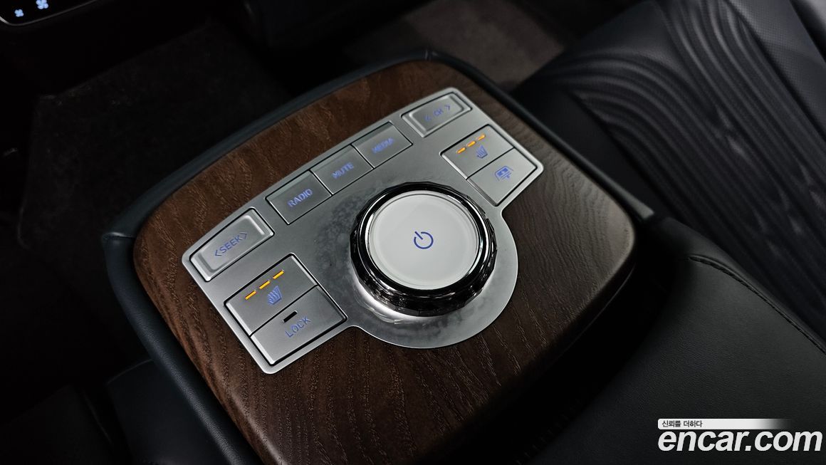 Genesis G80 2023