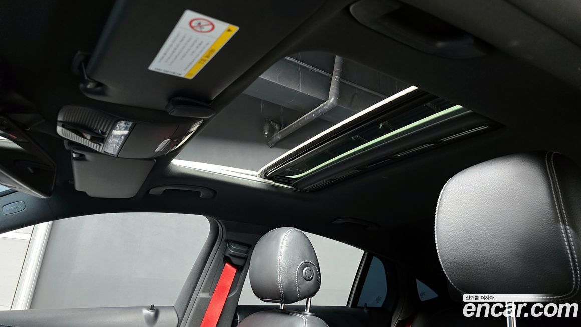 Mercedes-Benz GLC-Class 2019