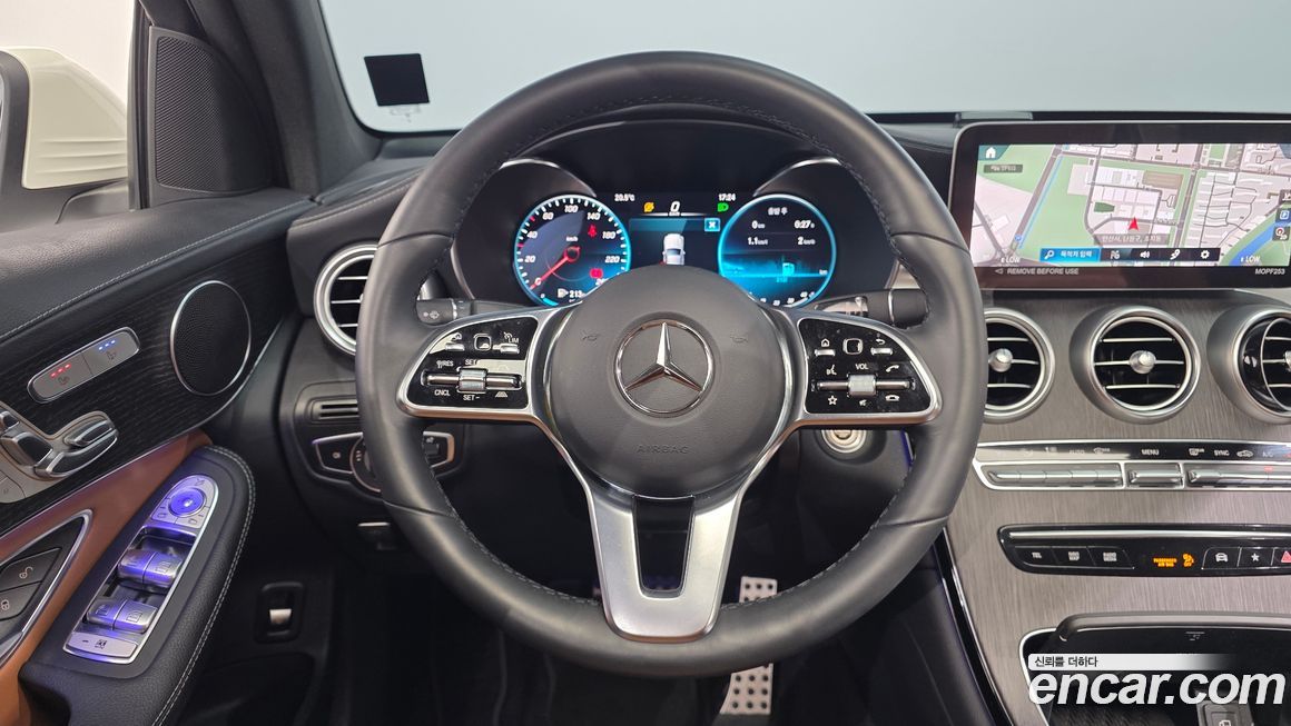 Mercedes-Benz GLC-Class 2023