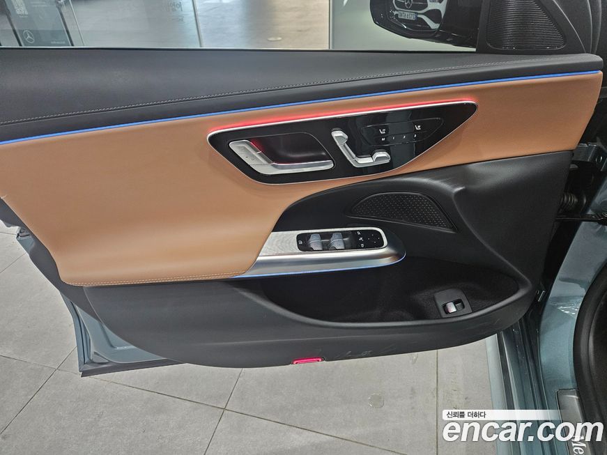 Mercedes-Benz E-Class 2025