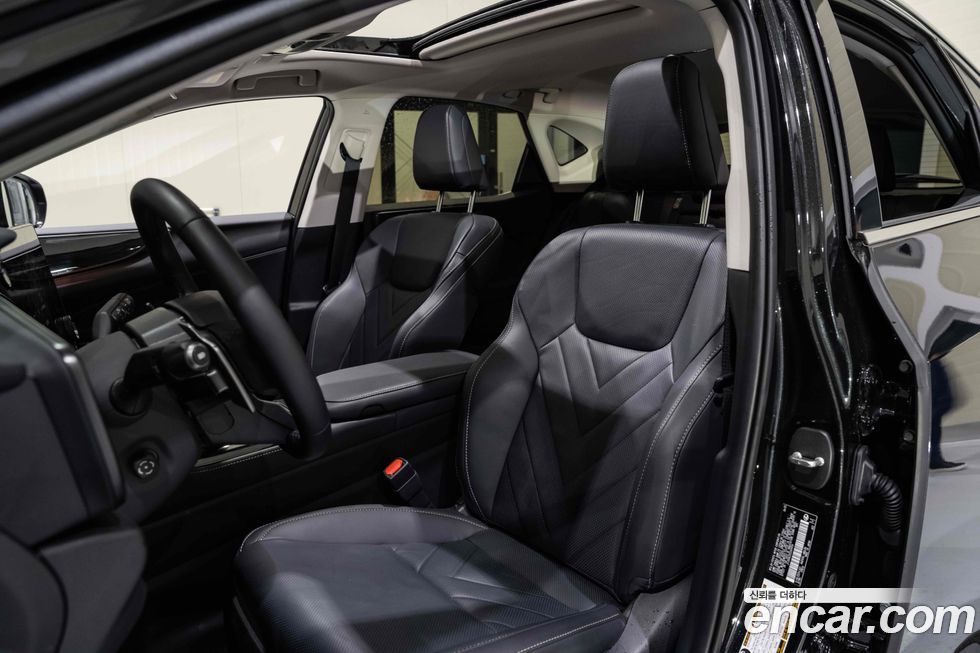 Lexus NX 2025