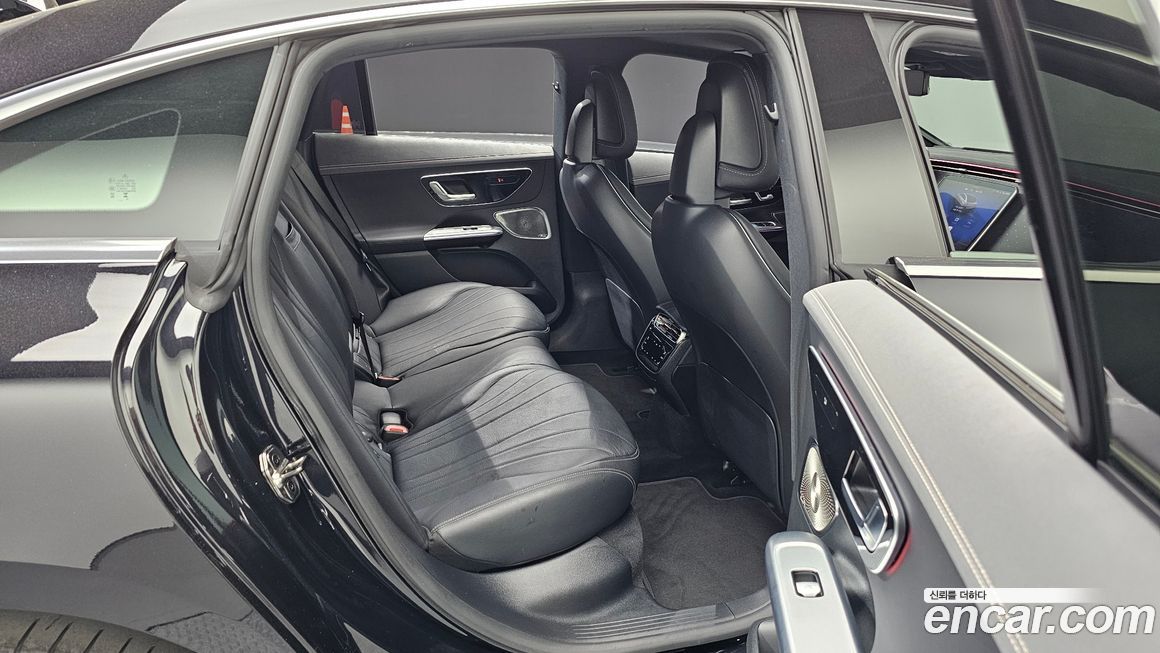 Mercedes-Benz EQE 2023