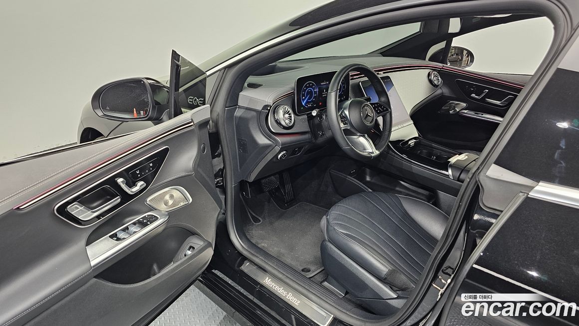 Mercedes-Benz EQE 2023