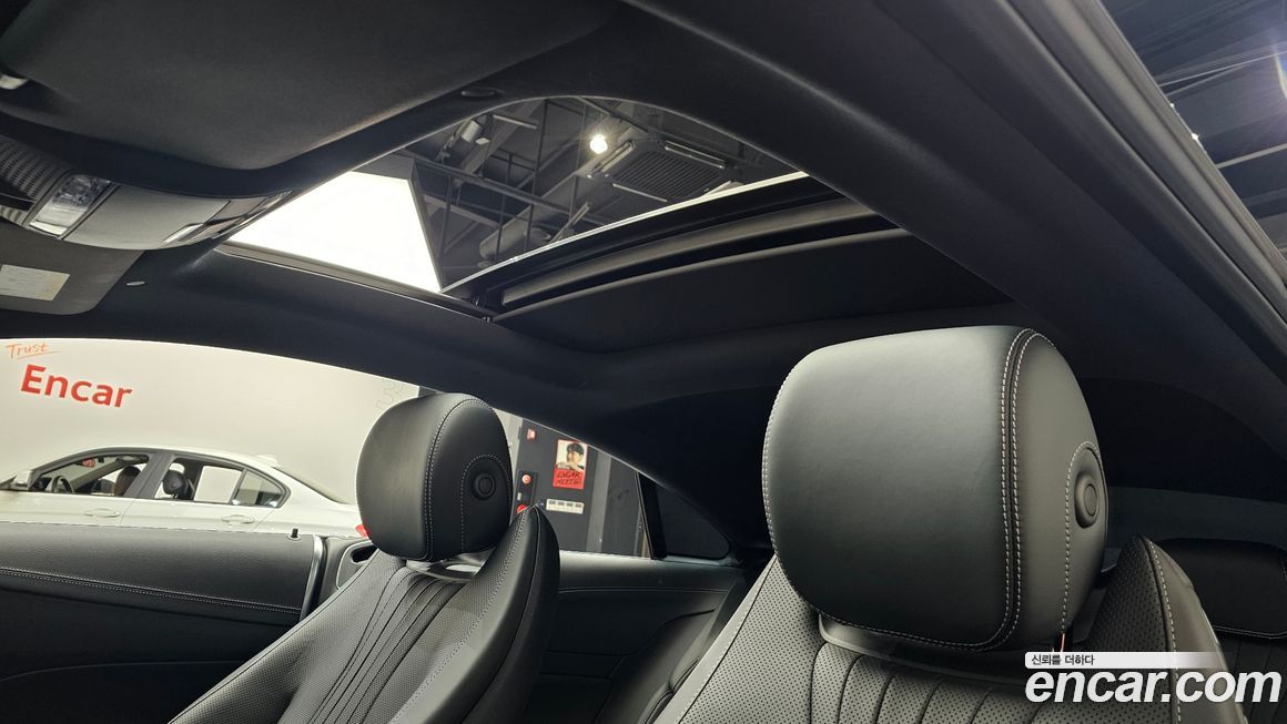 Mercedes-Benz E-Class 2021