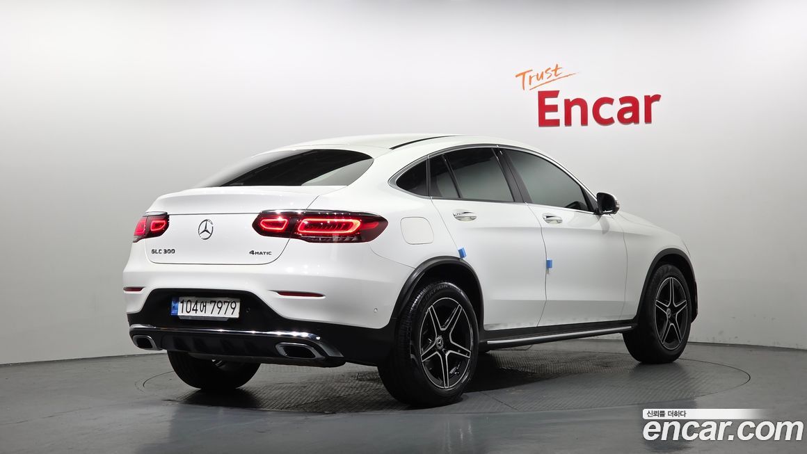 Mercedes-Benz GLC-Class 2023