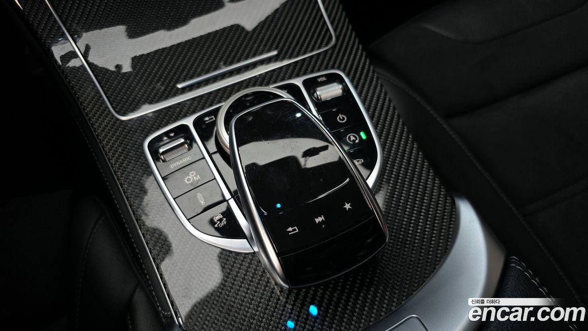 Mercedes-Benz GLC-Class 2019