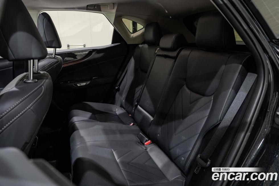 Lexus NX 2025