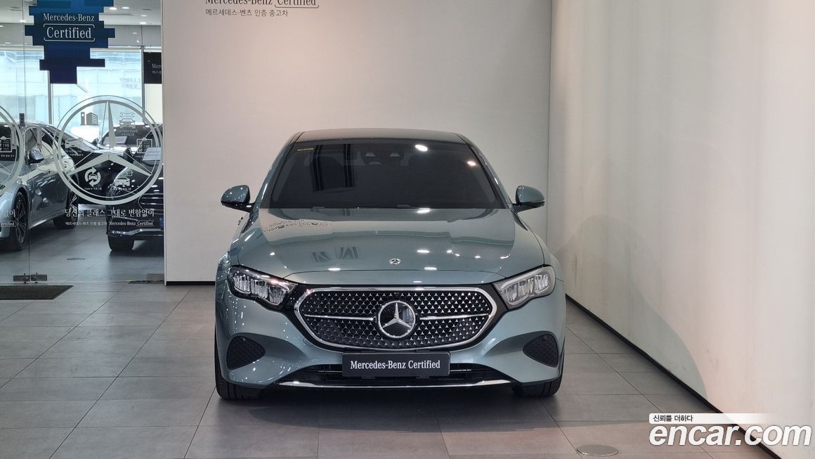 Mercedes-Benz E-Class 2025