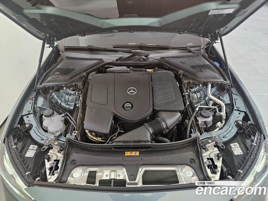 Mercedes-Benz E-Class 2025