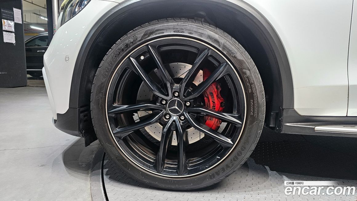 Mercedes-Benz GLC-Class 2019