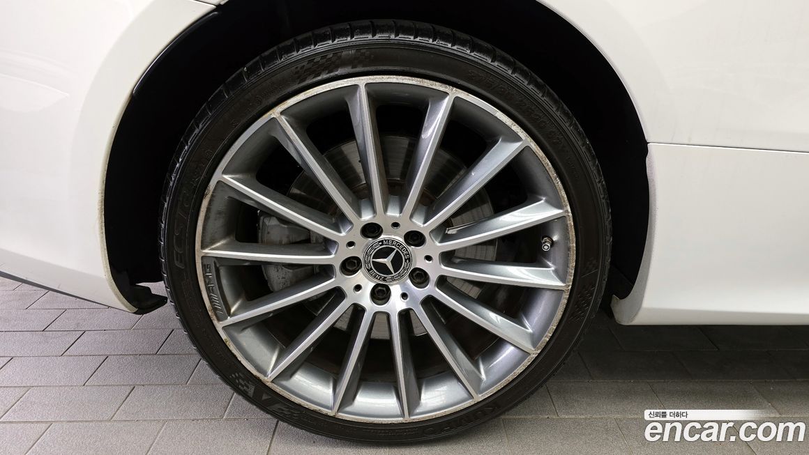 Mercedes-Benz E-Class 2020