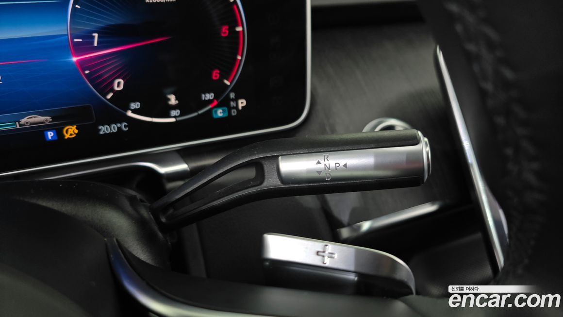 Mercedes-Benz S-Class 2021