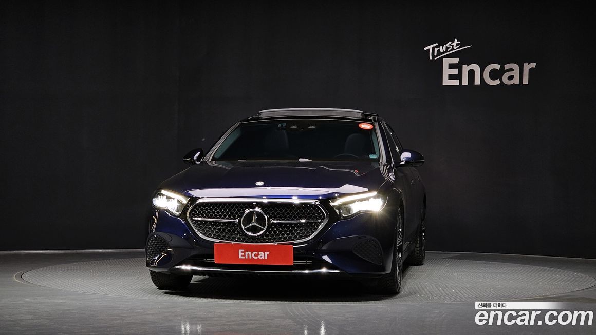 Mercedes-Benz E-Class 2025