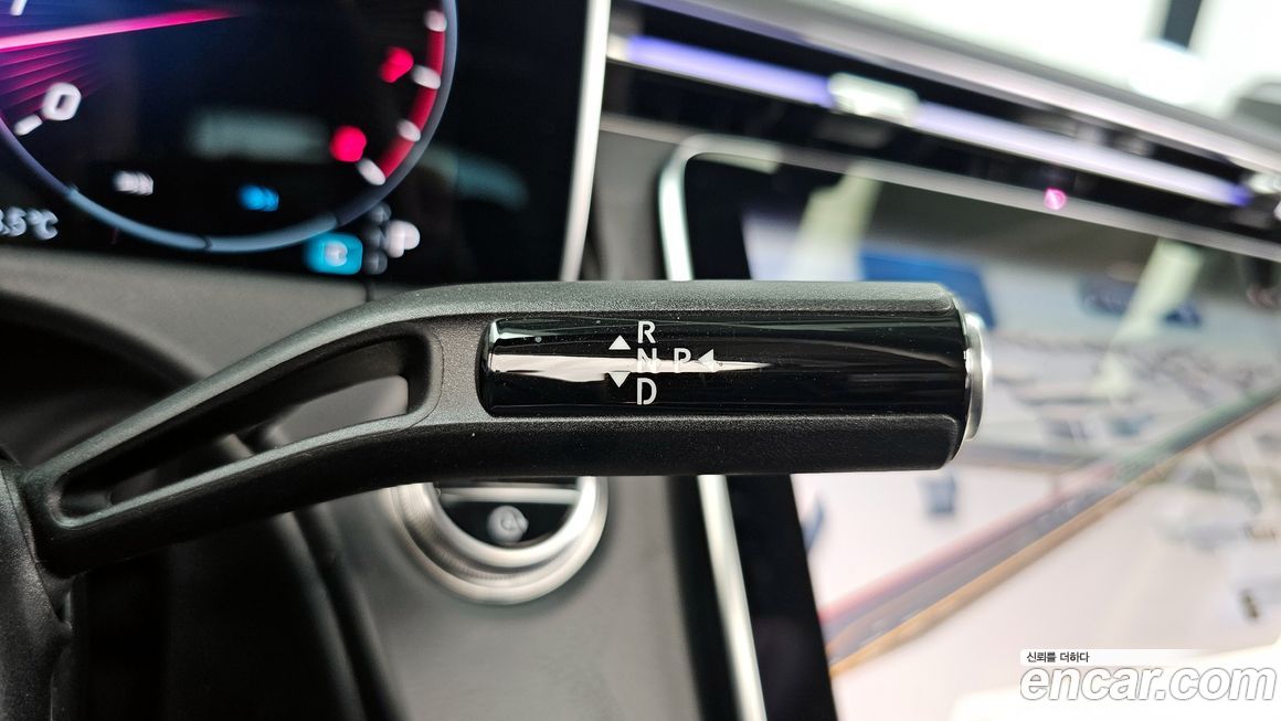 Mercedes-Benz E-Class 2025