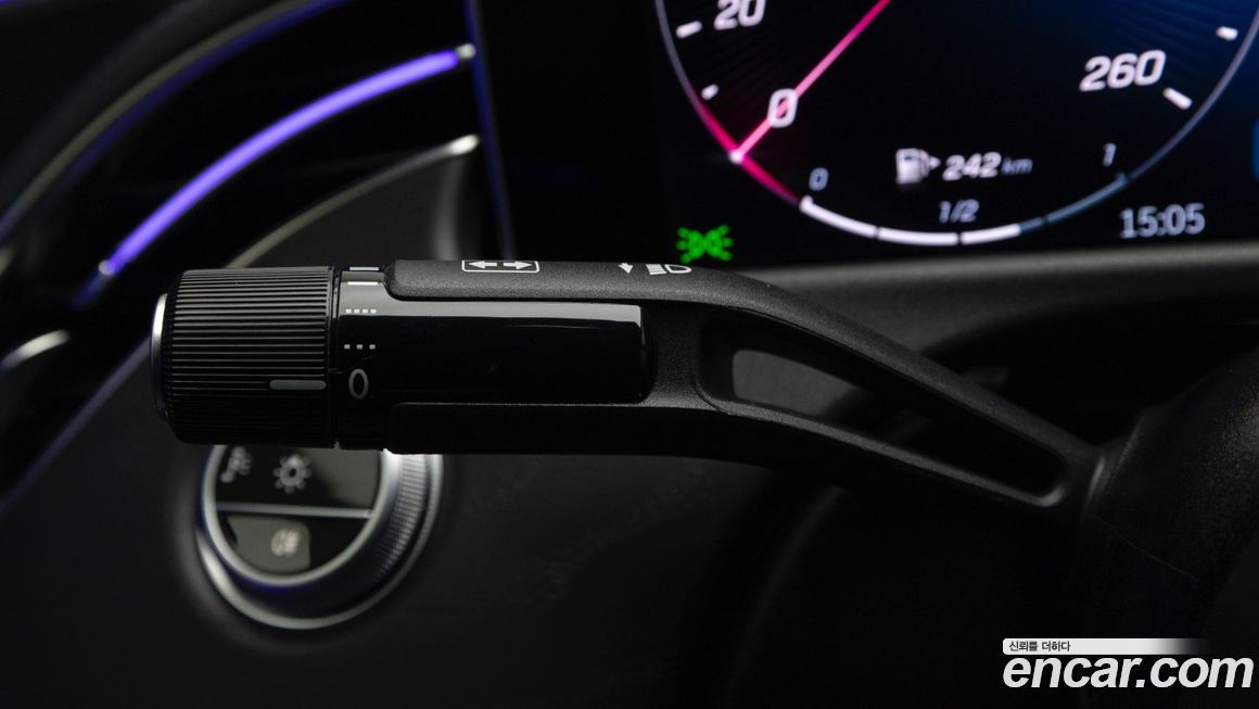 Mercedes-Benz E-Class 2025