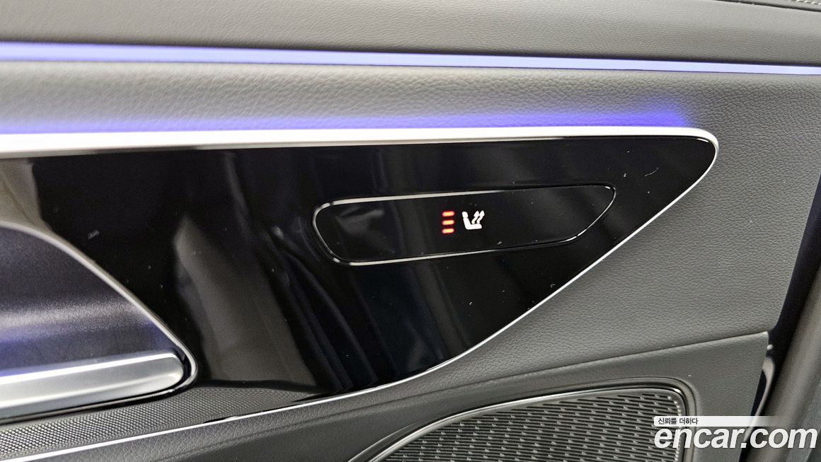 Mercedes-Benz E-Class 2025