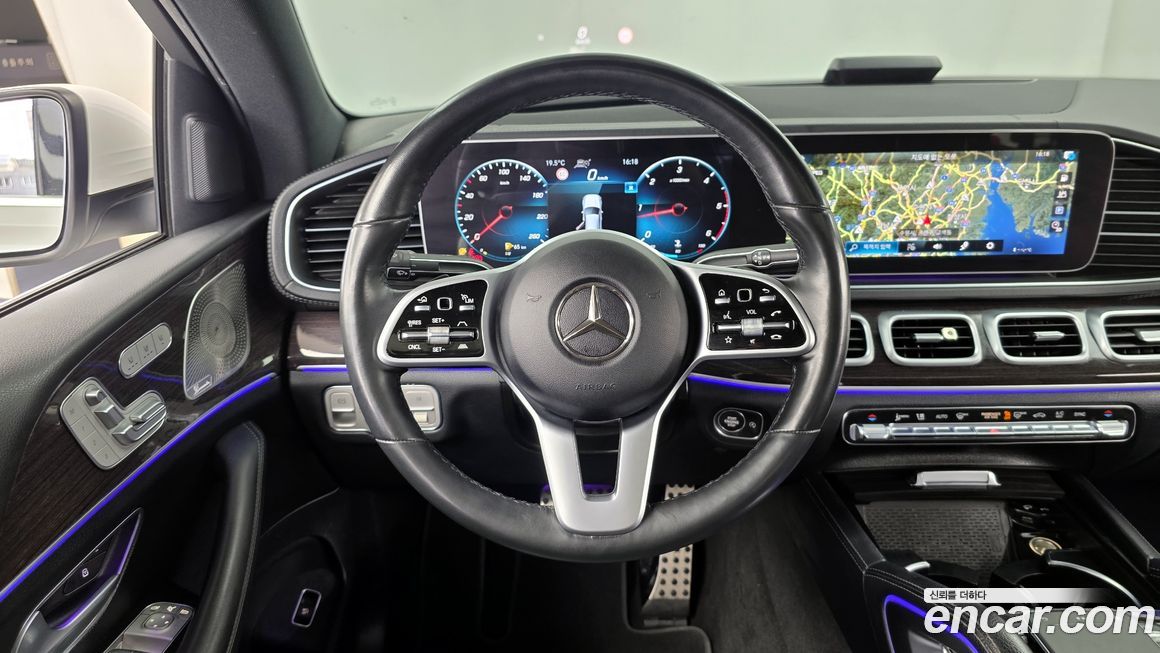 Mercedes-Benz GLE-Class 2021