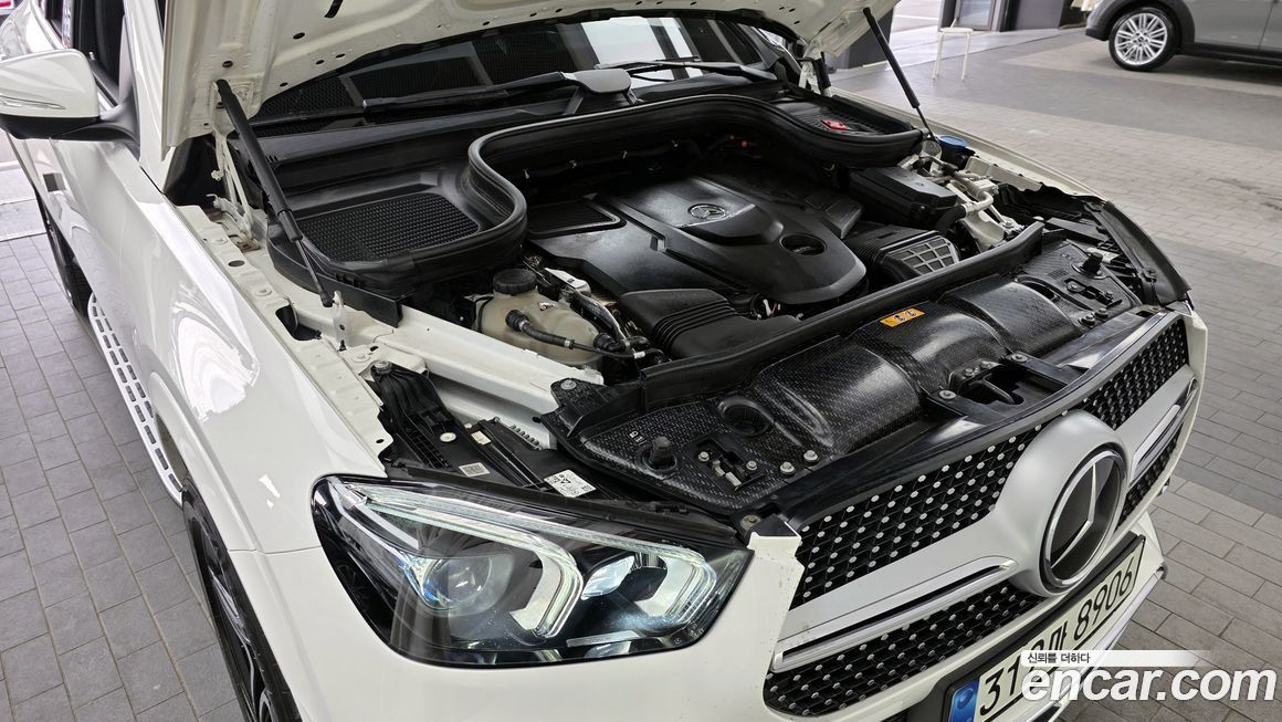 Mercedes-Benz GLE-Class 2021