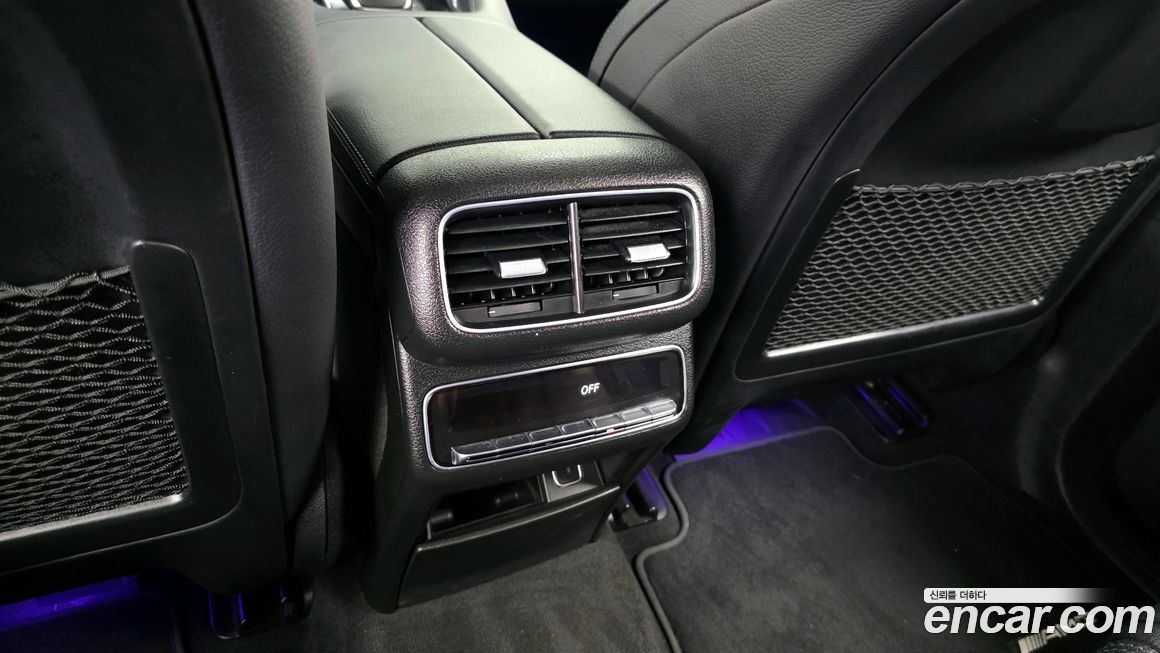 Mercedes-Benz GLE-Class 2021