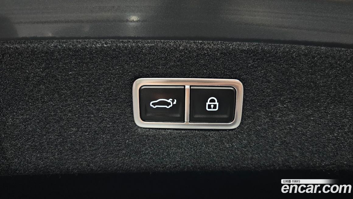 Genesis G90 2023