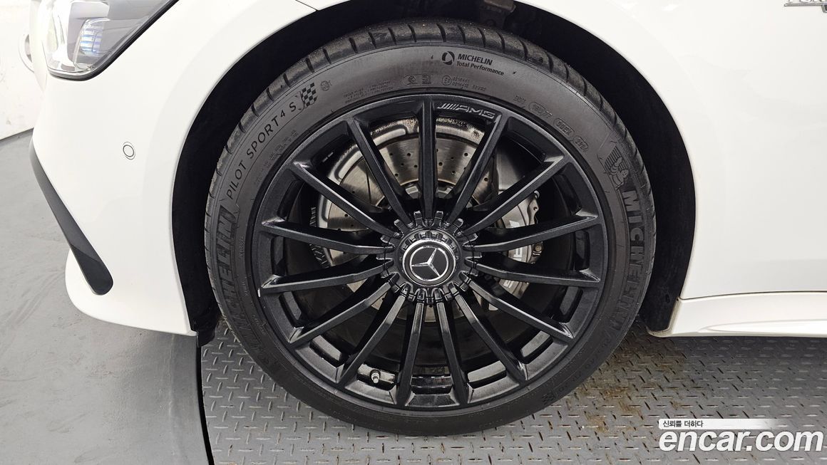 Mercedes-Benz AMG GT 2021