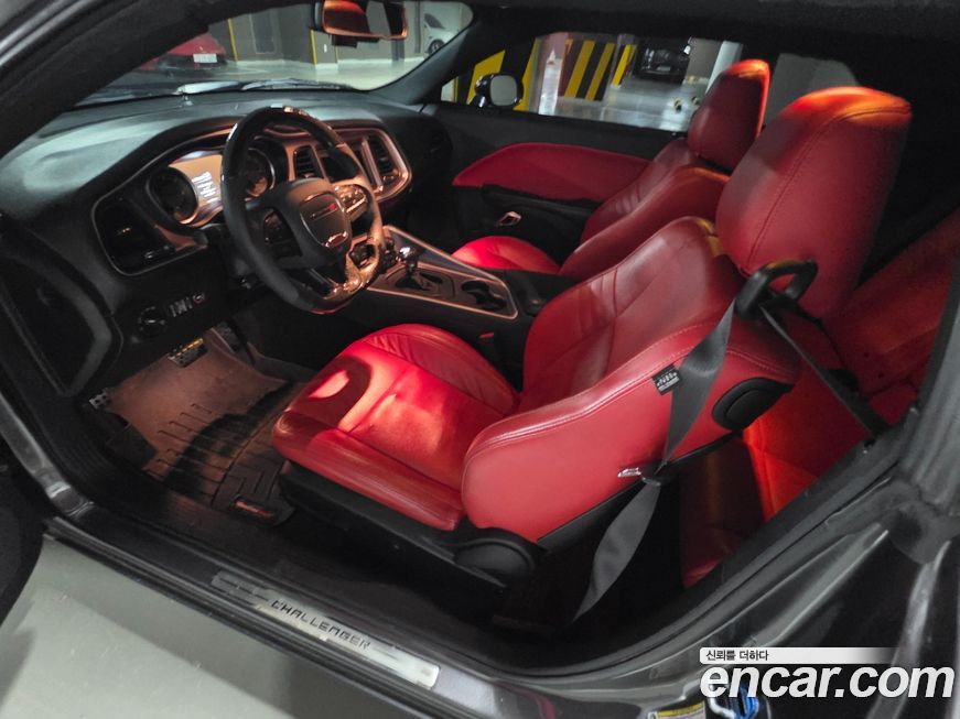Dodge Challenger 2019