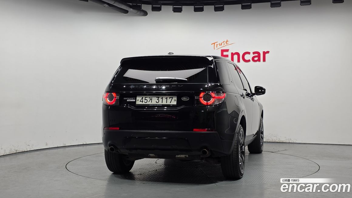 Land Rover Discovery Sport 2015
