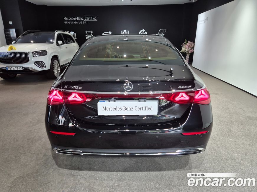 Mercedes-Benz E-Class 2025