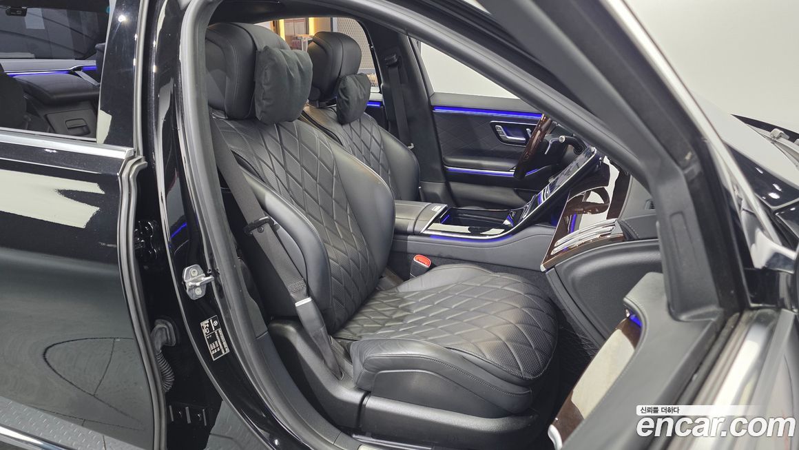 Mercedes-Benz S-Class 2021