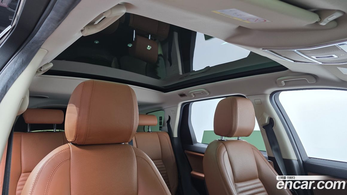 Land Rover Discovery Sport 2015