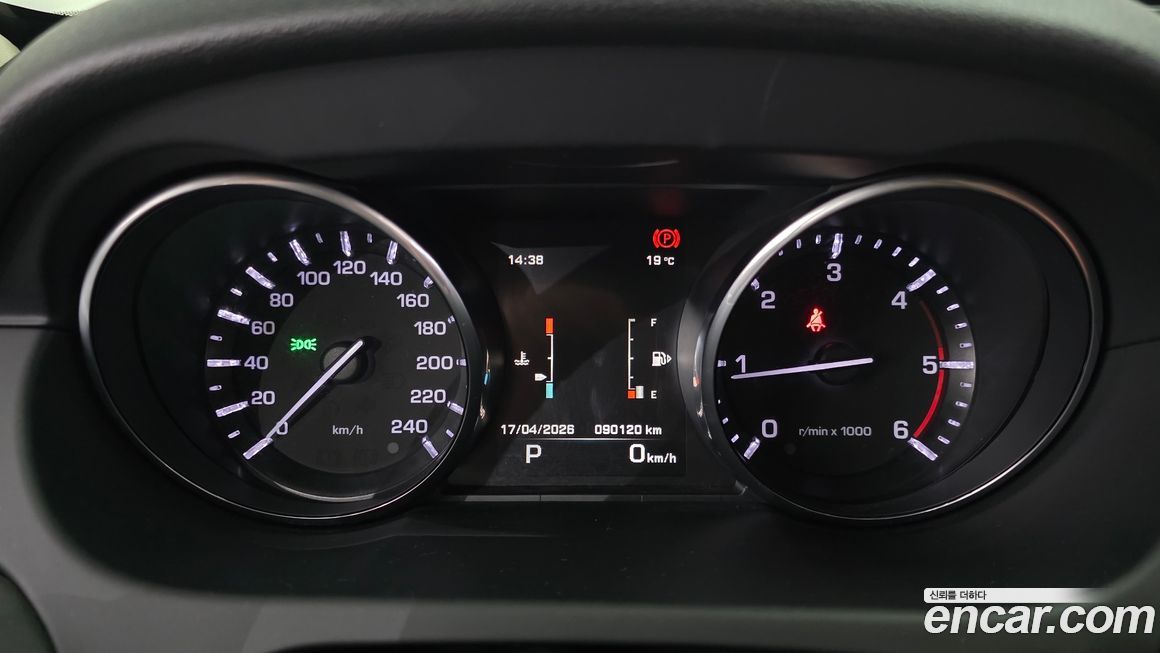 Land Rover Discovery Sport 2015