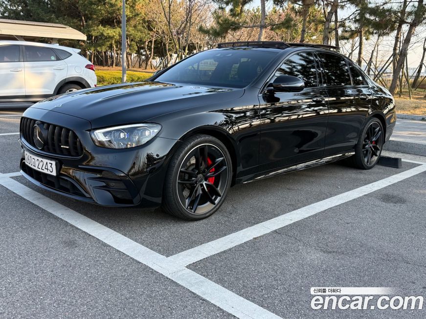 Mercedes-Benz E-Class 2023