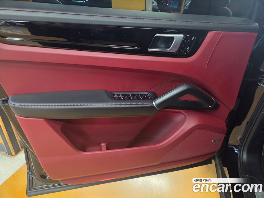 Porsche Cayenne 2020