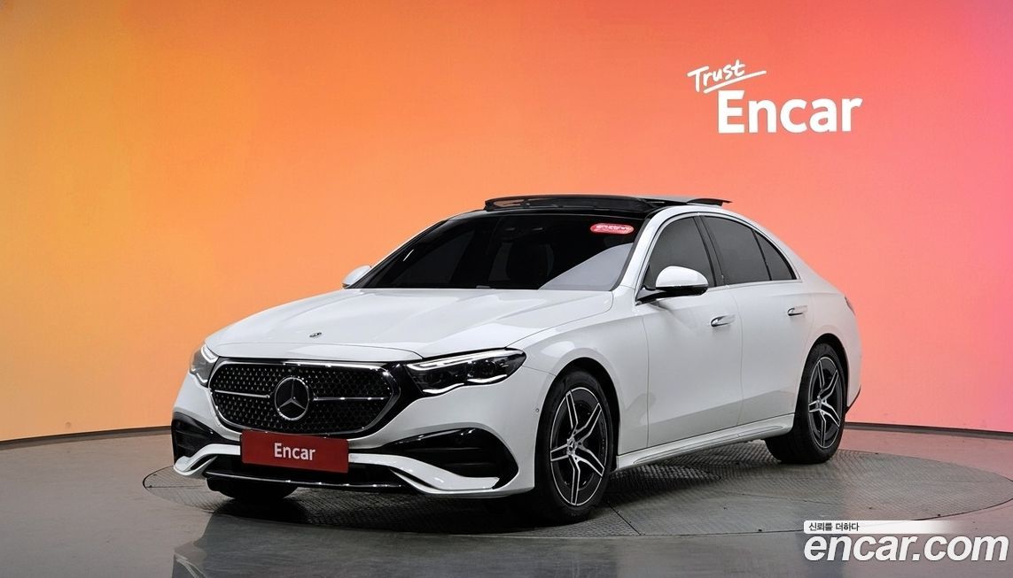 Mercedes-Benz E-Class 2024